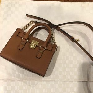 Micheal Kors mini purse (fake)